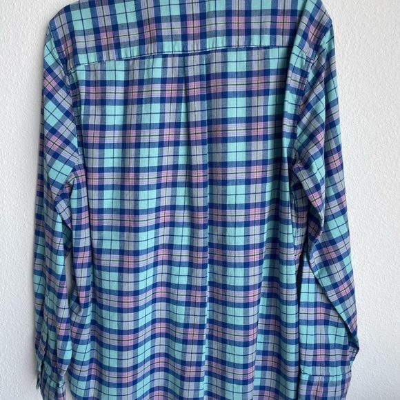 Vineyard Vines Men’s button down shirt‎ - Picture 4 of 6